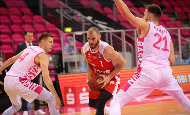 亟需更多年 亟需更多年