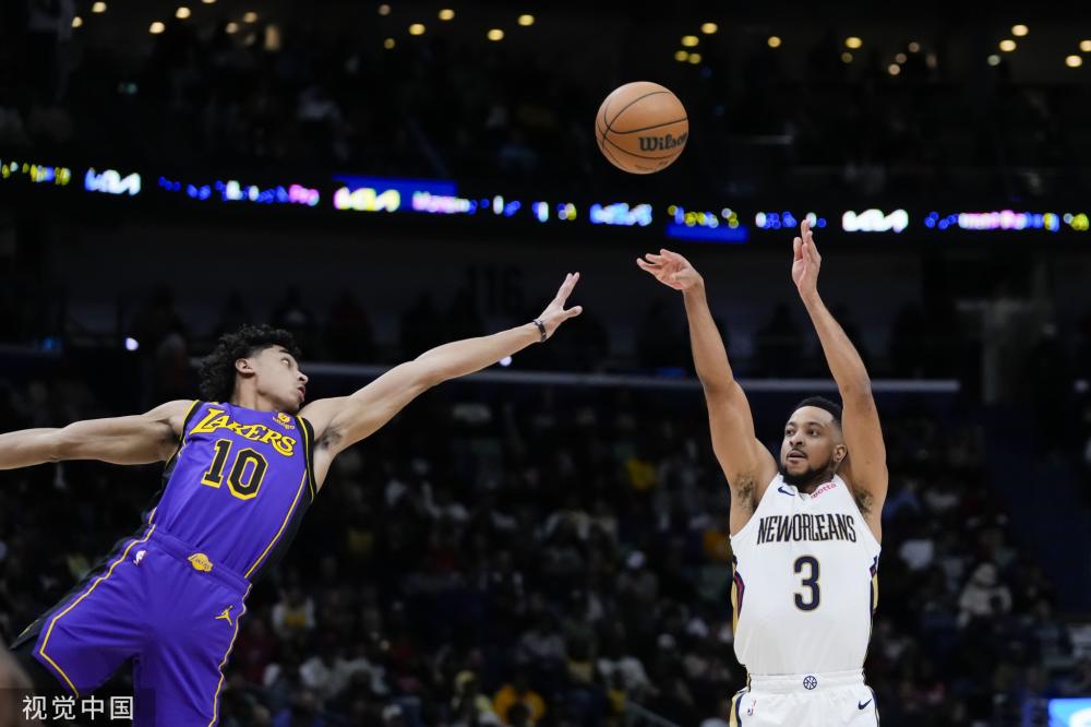 际舞台上展 际舞台上展