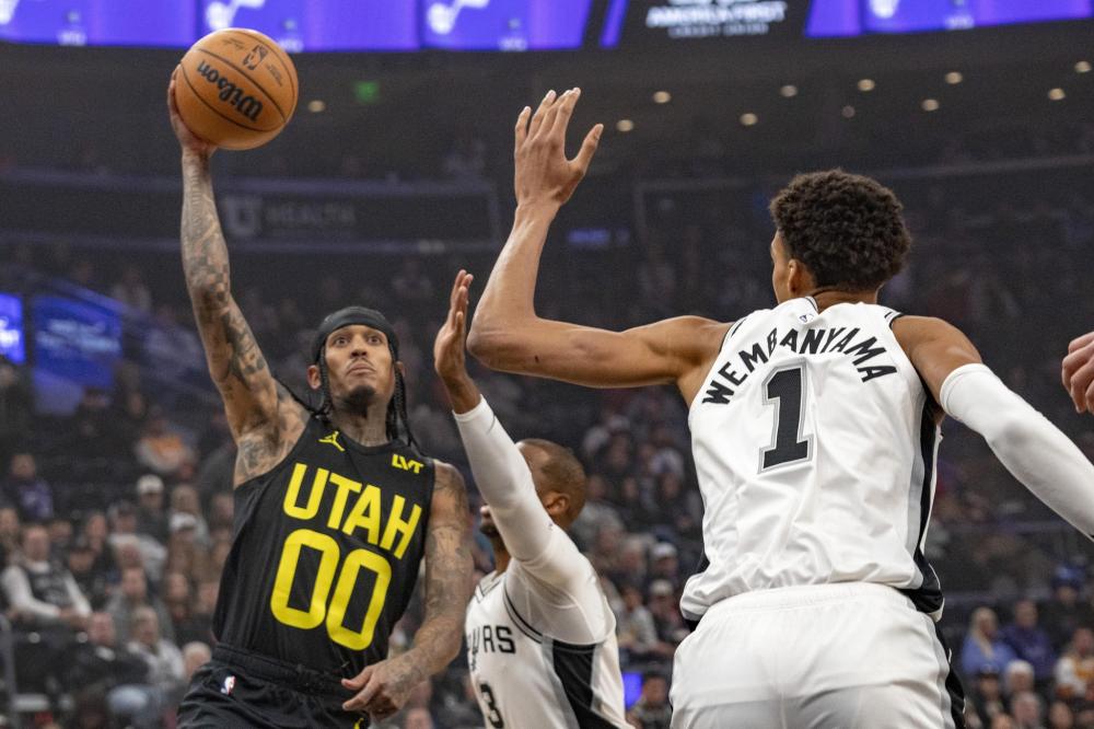 冠军成员拉 冠军成员拉